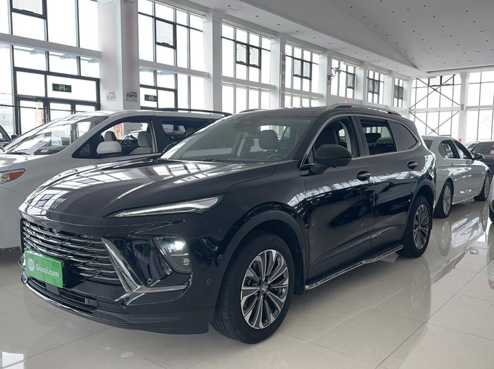 2024 Envision Plus 28T AWD Exclusive photo 3