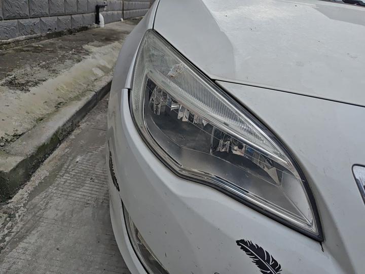 Excelle 2014 XT 1.6L MT Progressive photo 7