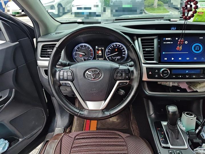 Highlander 2021 2.0T AWD Luxury 7-Seater photo 3