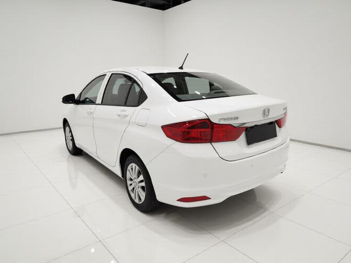 2017 1.5L CVT Comfort photo 4