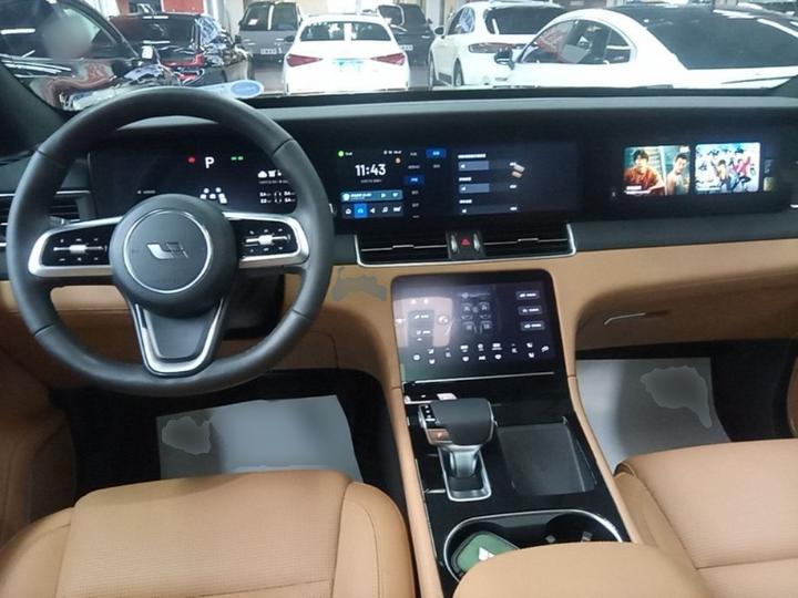 Li Auto ONE 2021 EREV 6-Seater photo 6