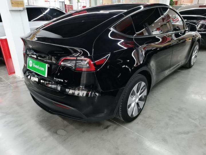 Model Y 2022 Facelift RWD photo 4