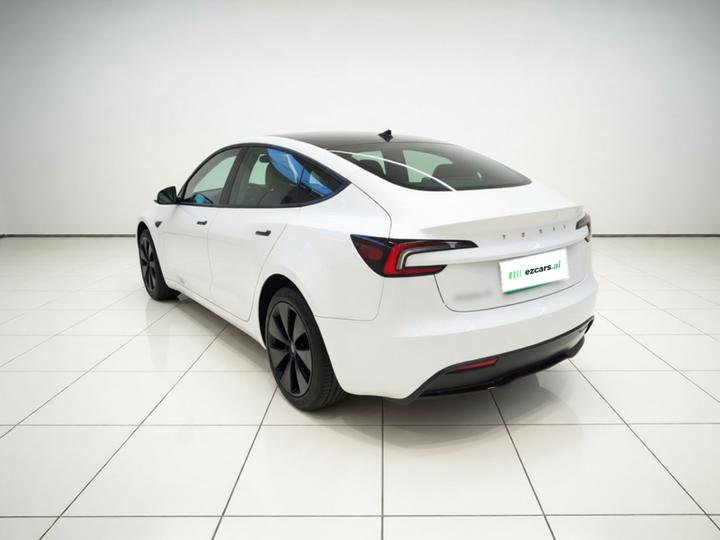 Model 3 2023 Long Range AWD photo 4
