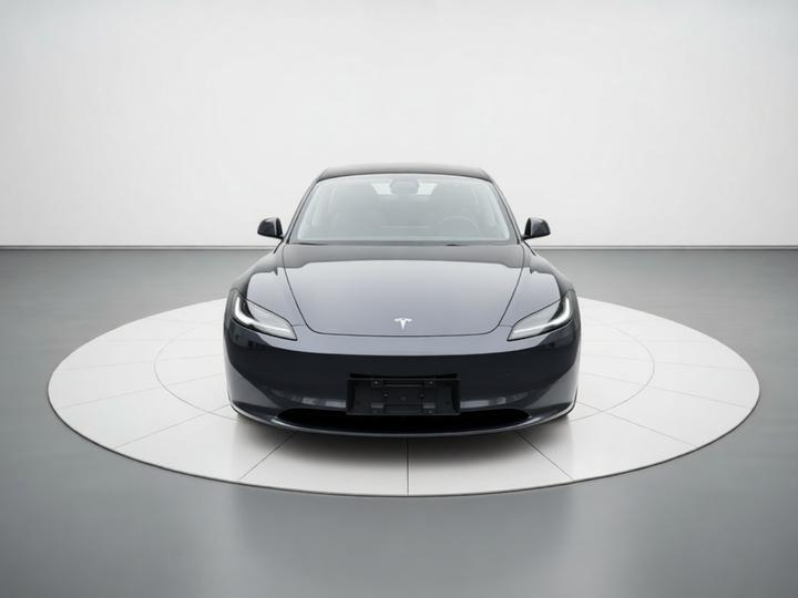 Model 3 2023 RWD photo 2