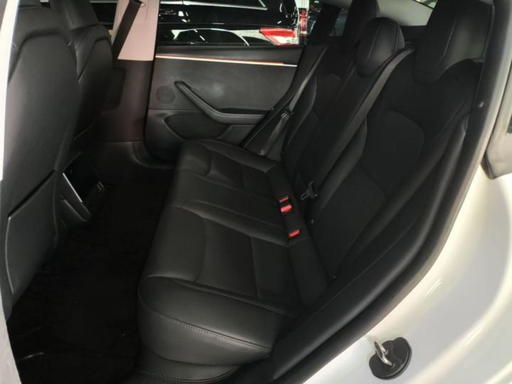 Model 3 2023 Long Range AWD photo 4