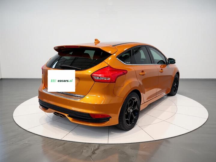 Focus 2017 Hatchback EcoBoost 180 AT Sport photo 4