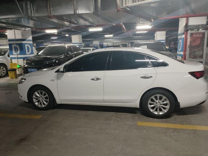 Excelle 2019 15T DCT Progressive China VI photo 4