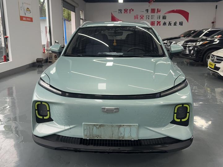 E Firefly 2022 320KM 4-Seater photo 2