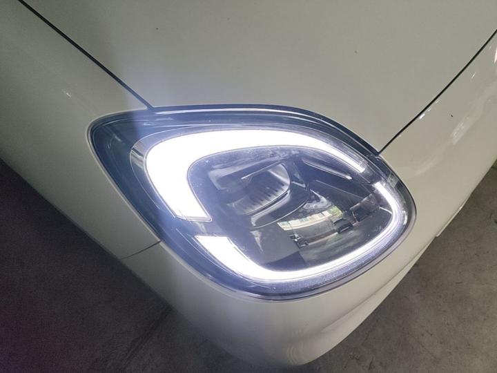 Hongguang MINIEV 2025 4th Gen 4-Door photo 8