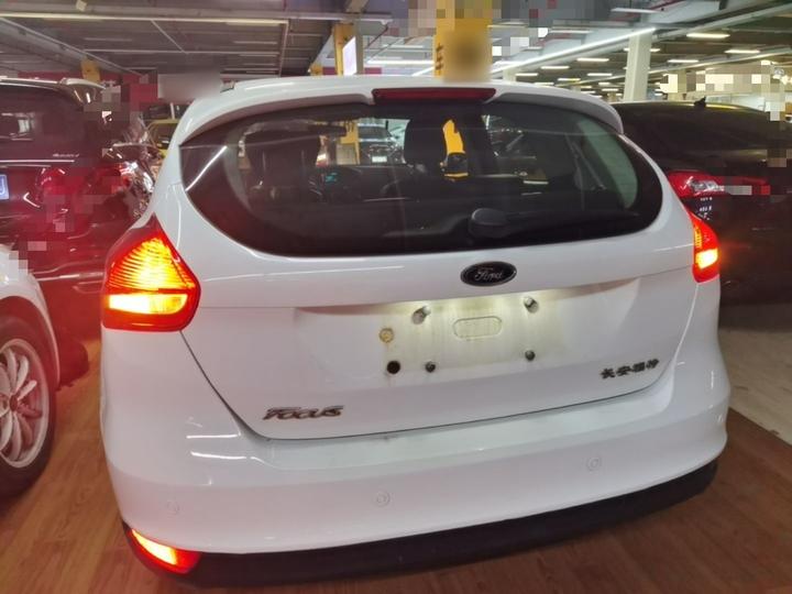 Focus 2015 Hatchback 1.6L AT photo 3