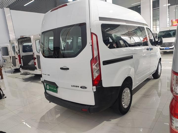 Transit 2017 2.0T Diesel Short Wheelbase China V photo 4