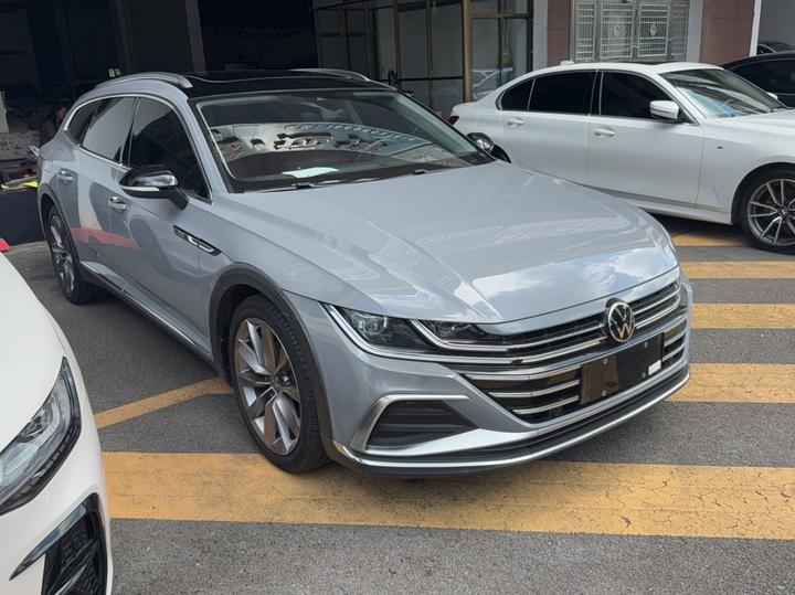 FAW-Volkswagen CC 2023 380TSI photo 3