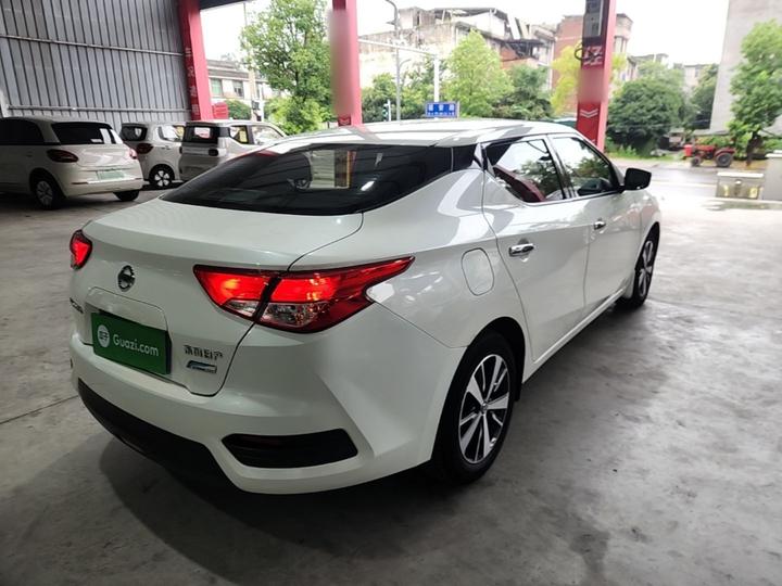 2020 1.6L CVT photo 4