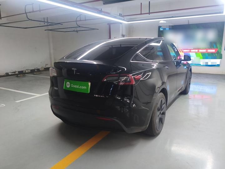 Model Y 2023 RWD photo 4