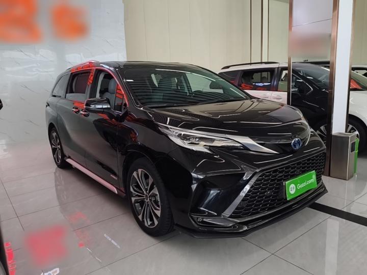 Granvia 2023 2.5L Hybrid Premium PLUS photo 3