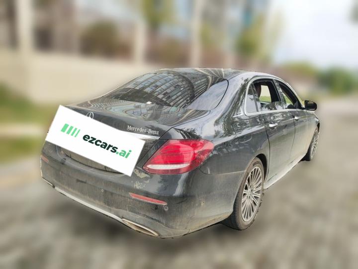 E-Class 2018 E 300 L Luxury photo 6
