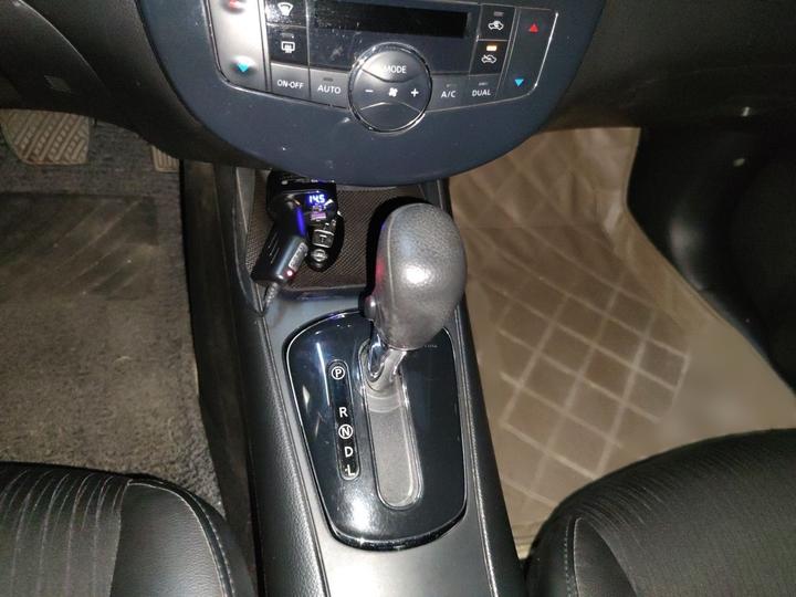 Tiida 2011 1.6L CVT Smart photo 6