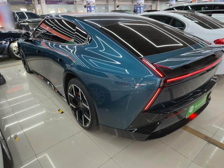 P7 2025 750 AWD Performance Ultra photo 4