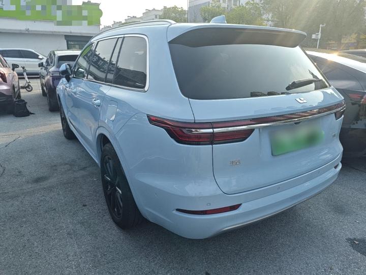Li Auto ONE 2021 EREV 6-Seater photo 4