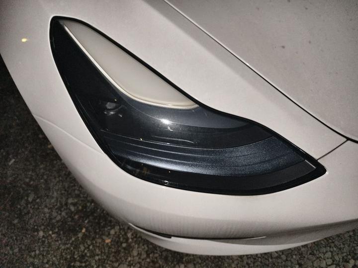 Model 3 2022 RWD photo 7