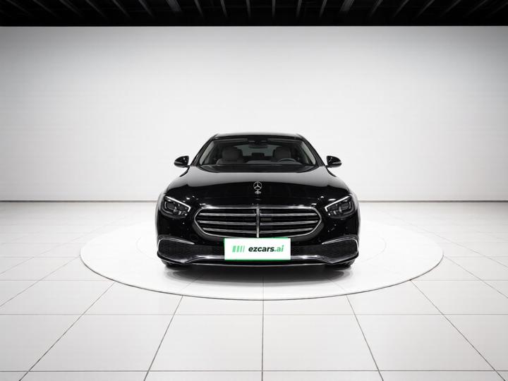 E-Class 2022 Facelift E 300 L Sport Luxury photo 2