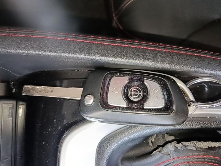 Zhonghua V3 2020 1.6L MT Comfort photo 8
