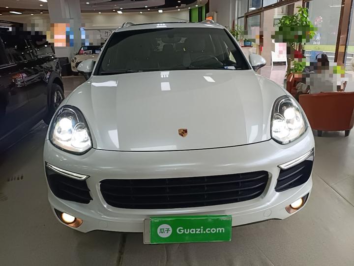 2016 Cayenne 3.0T photo 2