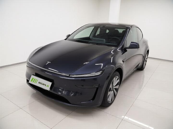 Model Y 2025 RWD
