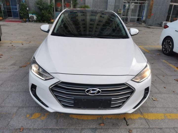 Elantra 2016 1.6L AT Smart Elite photo 2