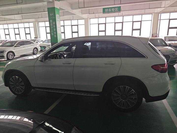 GLC 2017 GLC 260 4MATIC Dynamic photo 4