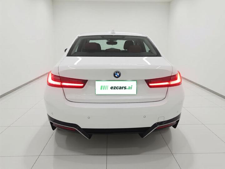 i3 2023 eDrive 40 L M Night Package photo 5