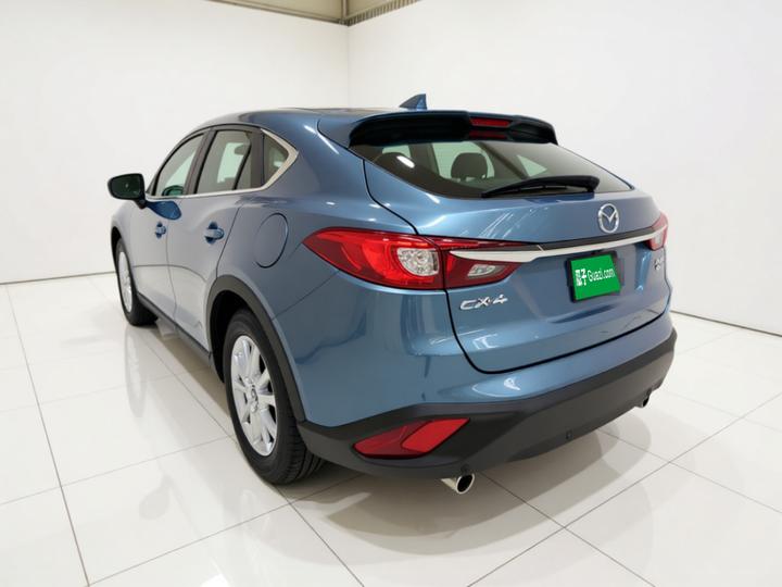 CX-4 2018 2.0L AT RWD photo 4