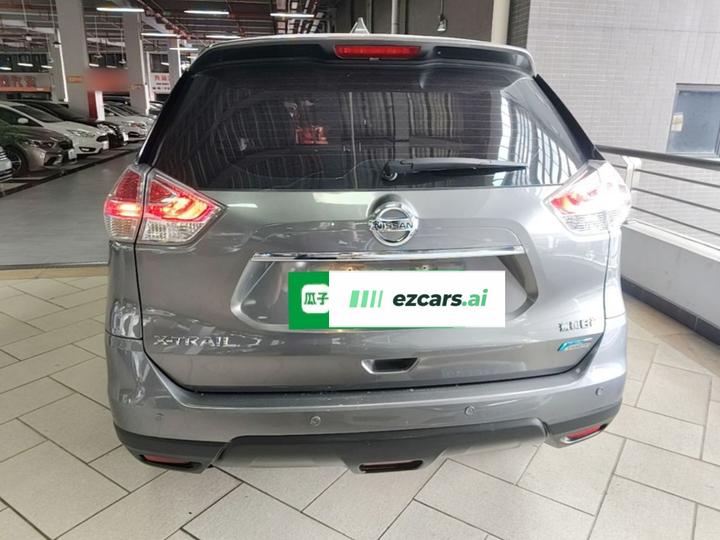 X-Trail 2014 2.0L CVT Comfort 2WD photo 3