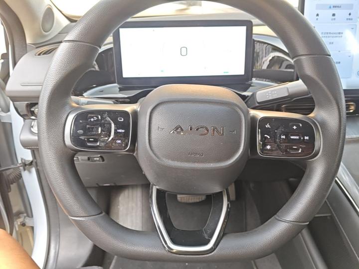 AION S MAX 2024 70 54.6kWh photo 5