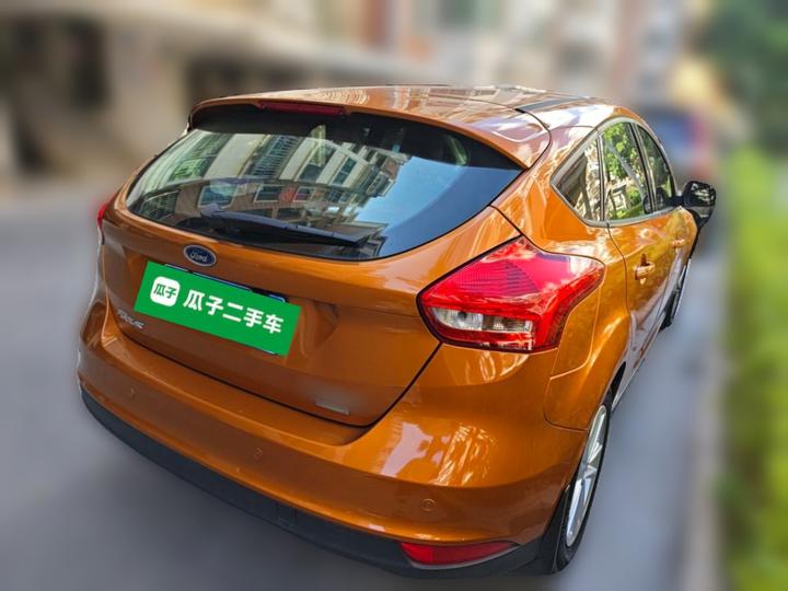 Focus 2015 Hatchback EcoBoost 125 MT photo 6