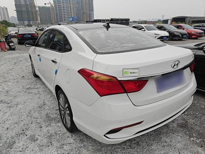 Mistra 2017 1.8L AT Smart GLS China V photo 4