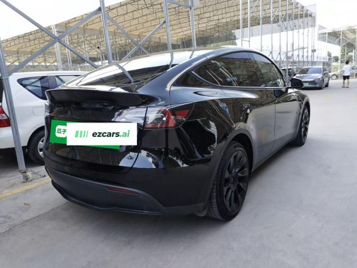 Model Y 2021 Standard Range RWD photo 6