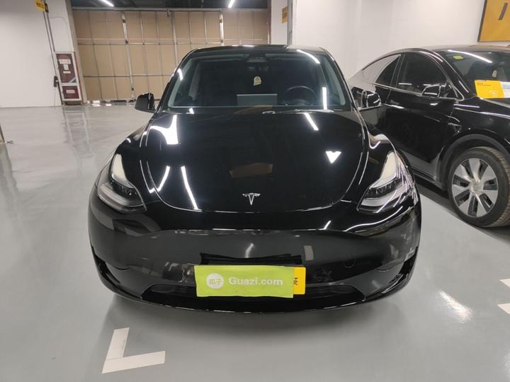 Model Y 2022 RWD photo 2