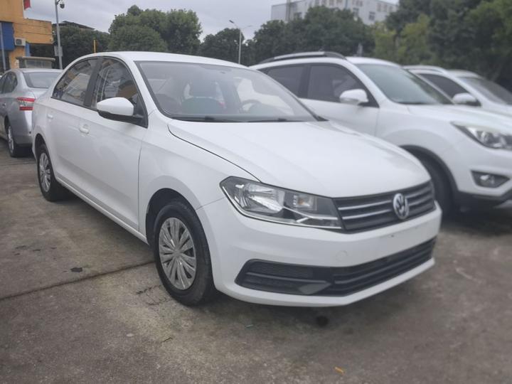 Santana 2019 1.5L AT China VI photo 3