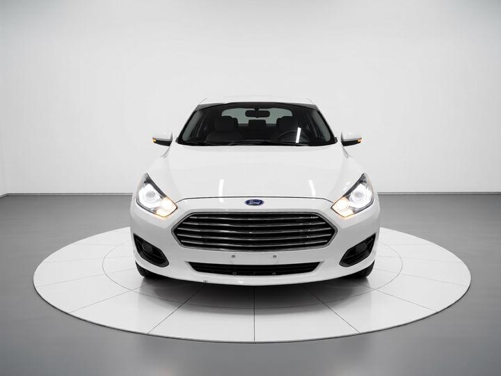 Escort 2017 Facelift 1.5L AT Comfort photo 2