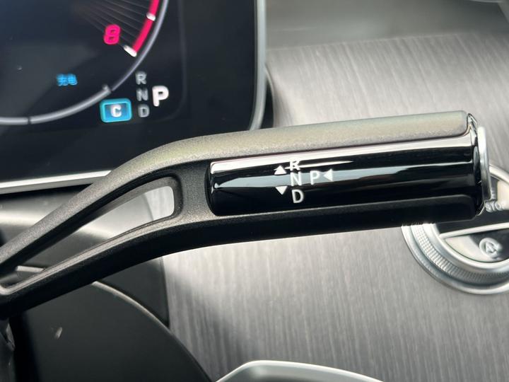 C-Class 2023 Facelift C 260 L Sport photo 8