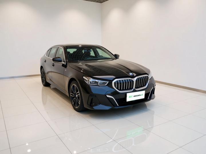 5 Series 2025 525Li M Sport Package photo 3