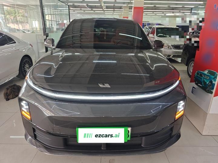 Li Auto L6 2024 Pro photo 2