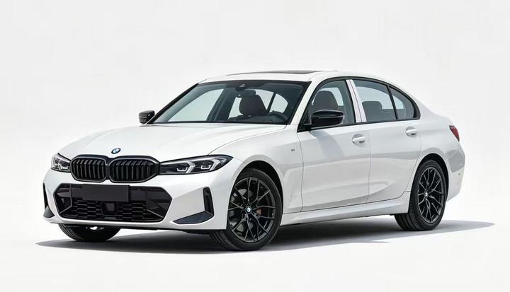 3 Series 2026 330i M M Sport Night Package photo 2