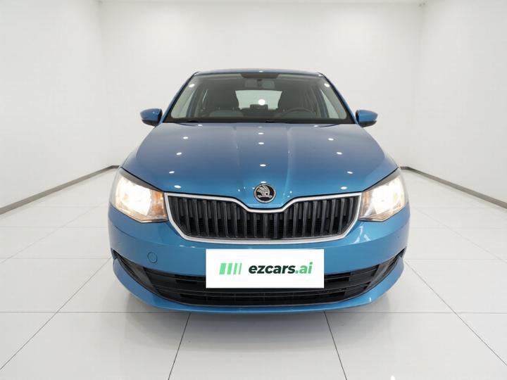 Fabia 2015 1.4L AT photo 2