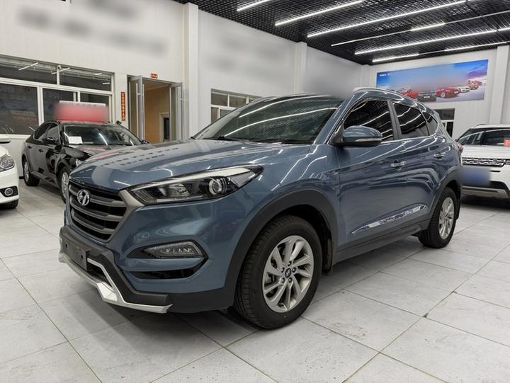 Tucson 2015 1.6T DCT RWD Smart