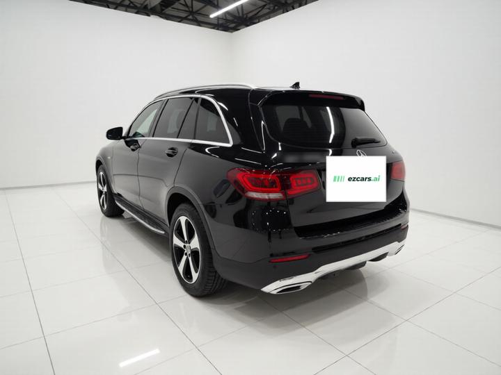 GLC 2022 Facelift GLC 260 L 4MATIC Dynamic photo 4