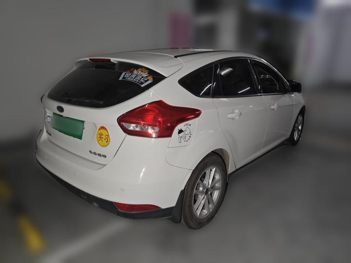 Focus 2015 Hatchback 1.6L AT photo 4