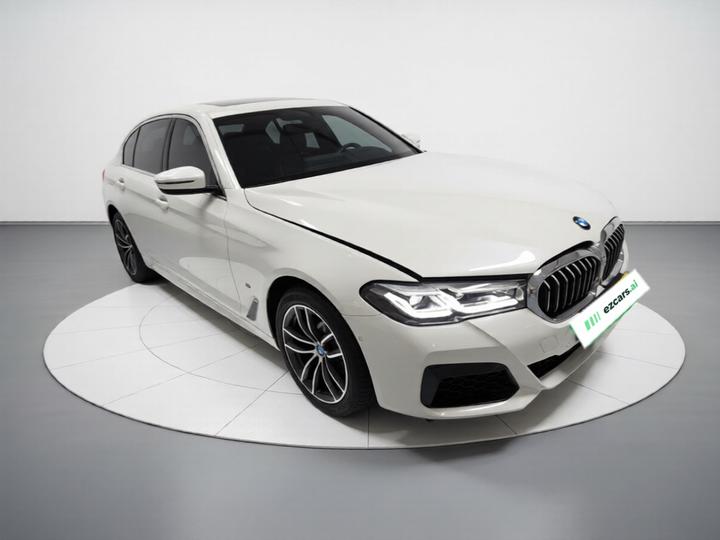 5 Series 2022 Facelift 525Li M Sport Package photo 3