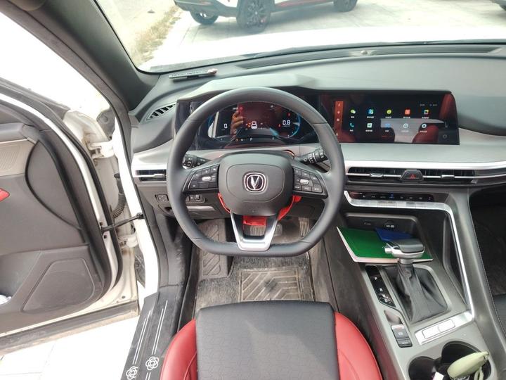 CS35PLUS 2021 NE 1.4T DCT Luxury photo 3